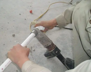 经开区漏水维修电话